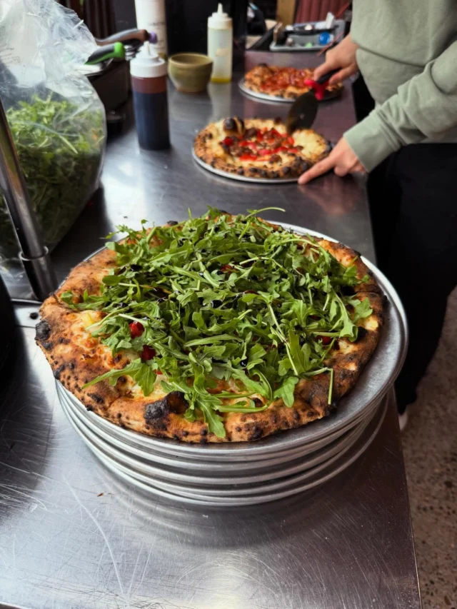 ‼️ new special! ‼️ Now on deck is the 🚀 Nixon-Aroo(gula) 🚀! This one is for you #futurama fans- a white pizza topped with house sausage, preserved lemon, roasted RED SCARE peppers, fresh arugula, and balsamic reduction. Get it while it's hot! 🍕 🦴 
•
•
•
•
•
#dcpizza #dcfoodscene #pizzapizzapizza #ٍpizzalovers